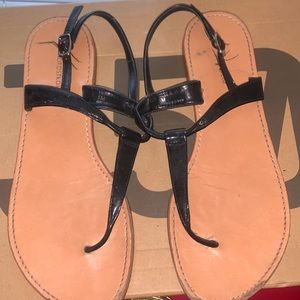 Good condition Nordstrom Black Tan sandals size 5M/ fits size 6.5 foot